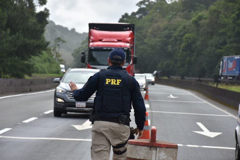 Caminhoneiro, confira as restrições durante o feriado de Nossa Senhora